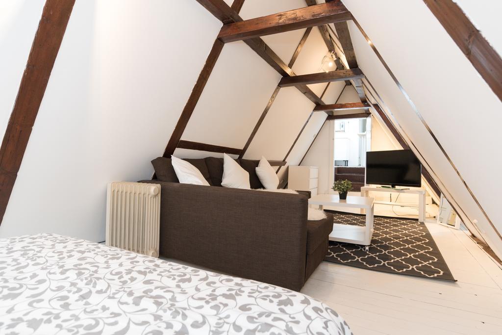 Lil' Dutch Studio Apartment Amsterdam Bagian luar foto