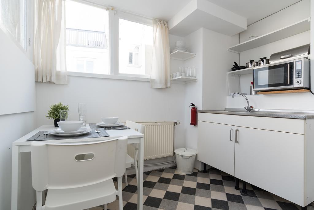 Lil' Dutch Studio Apartment Amsterdam Bagian luar foto